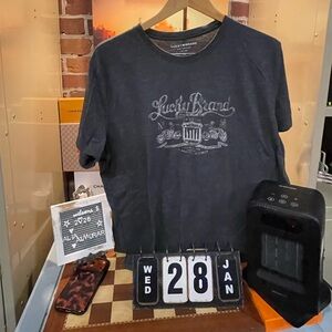 Lucky Brand Men’s Retro Logo Short Sleeve T Shirt Gray